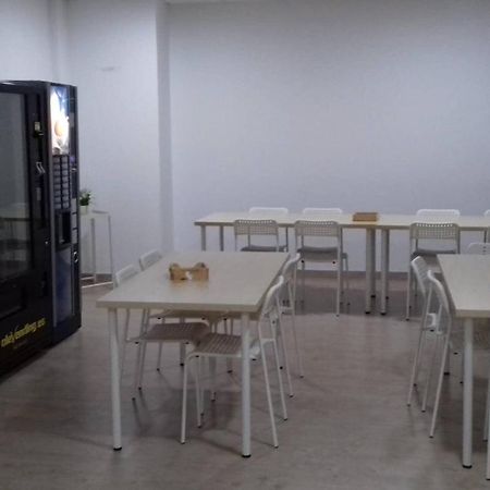 Albergue O Trisquel โอ เปโดรว์โซ ภายนอก รูปภาพ