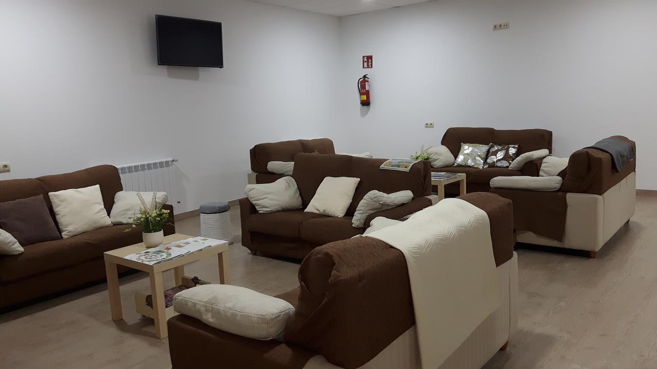 Albergue O Trisquel โอ เปโดรว์โซ ภายนอก รูปภาพ